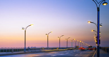 为什么越来越多人选择太阳能路灯？